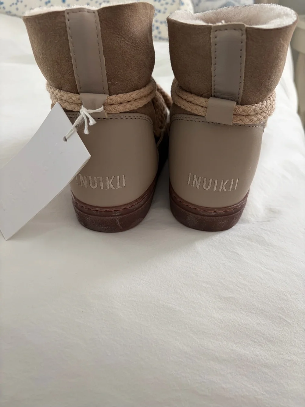 Inuikii Taupe and Cream Plush-Lined Winter Lace-Up Boots
